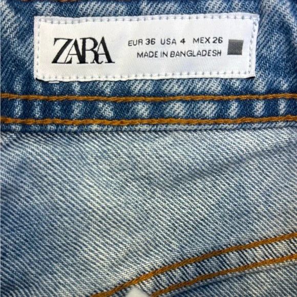 Zara High Waist Mom Jeans Light Wash Denim Size 4, 100% Cotton ✨ - Picture 5 of 8